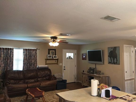 4th image of 1316 Simpson Hwy #469