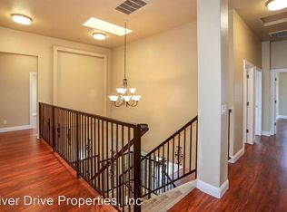 8320 Lakeshore Dr, Chowchilla, CA