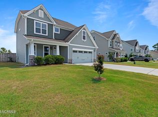 126 Hampton Dr, Holly Ridge, NC 28445