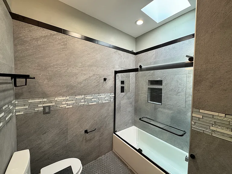 2031 Maryland Ave #3 — Photo 17