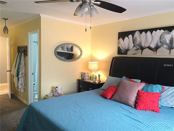 4th image of 2842 Whitehall Dr