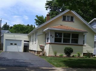 42 Cragg Rd, Rochester, NY 14616