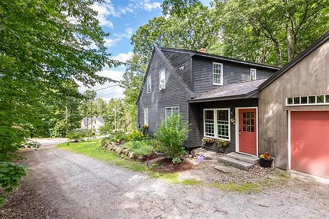 4 Hillrise Ln — Photo 5