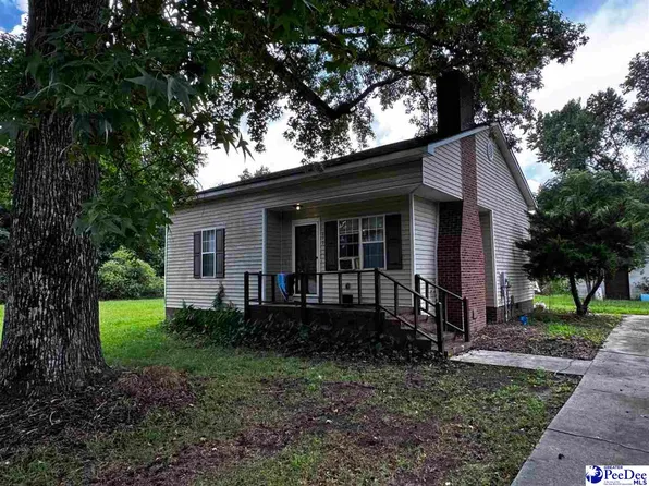 515 E Moore St, Olanta, SC 29114