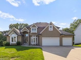 1308 SW Surrey Trce, Lees Summit, MO 64081