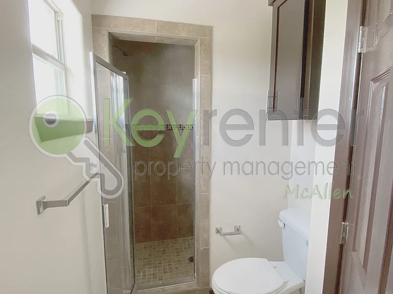 1205 E Daffodil — Photo 26