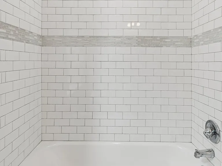 21 E Price St #2B — Photo 18
