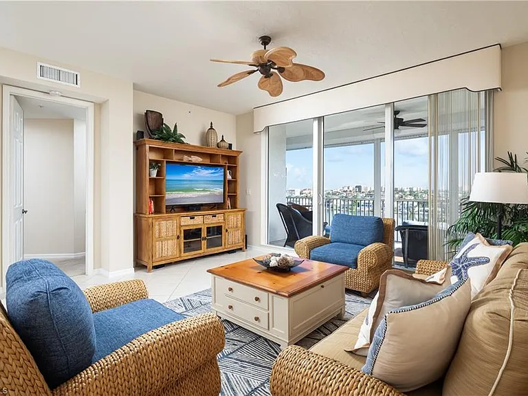 410 Flagship Dr #806 — Photo 9