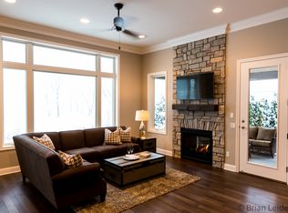 54957 Lawson Creek Dr, Shelby Township, MI 48316