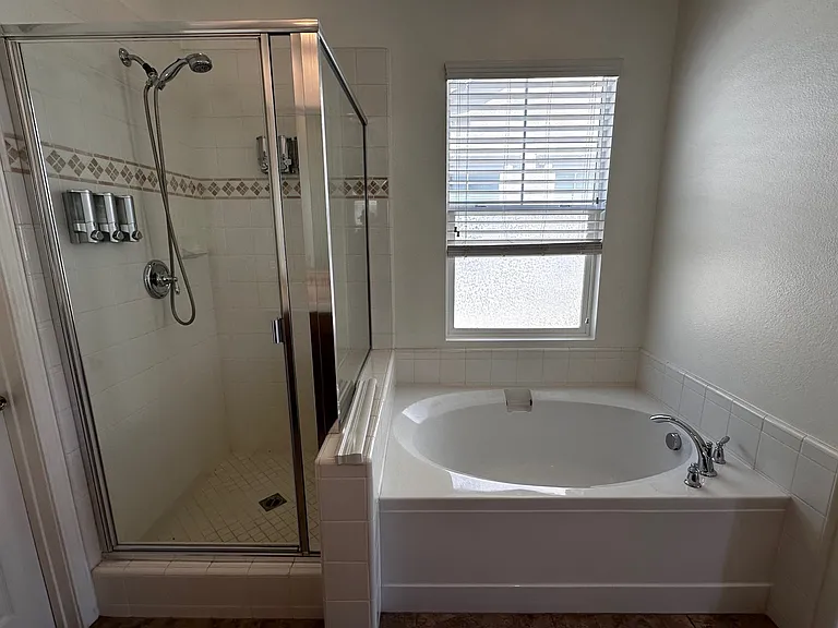 715 Nile River Dr — Photo 39