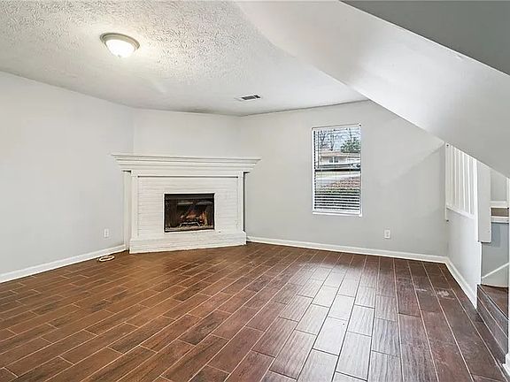3rd image of 4173 Alicia Ct
