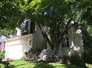 14361 Sherbrook Pl, Lake Oswego, OR