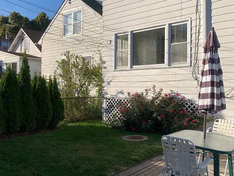 5211 W Byron St #1 — Photo 33