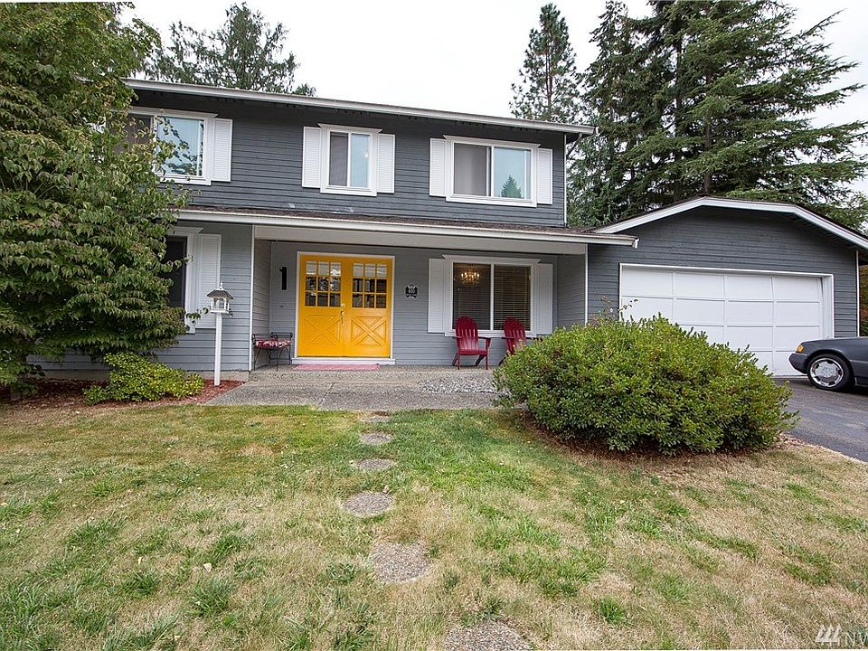 1st image of 600 Kalmia Pl NW