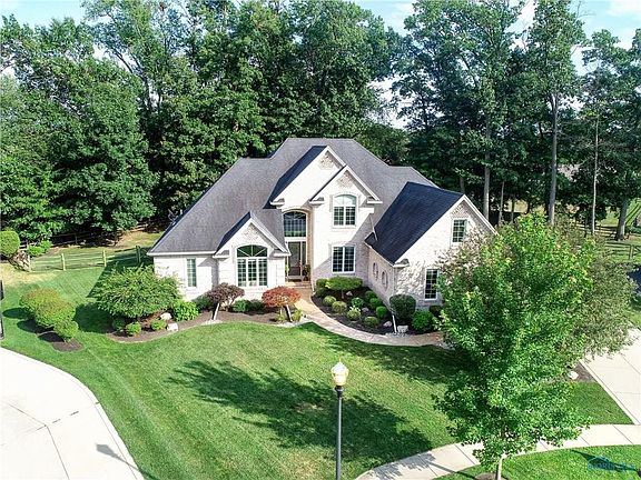2nd image of 7717 Forest Creek Ct
