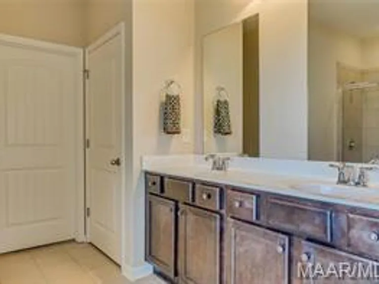 9319 Concord Park Dr — Photo 22