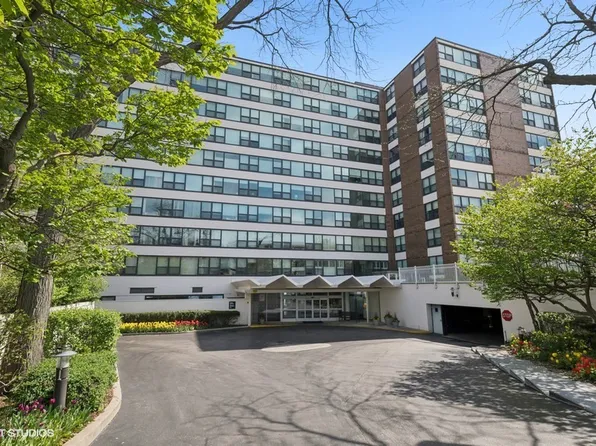 1616 Sheridan Rd Unit 8G, Wilmette, IL 60091