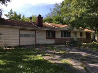 12101 W 60th Pl, Shawnee, KS 66216