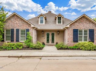 100 Giverny Pl, Lafayette, LA 70508