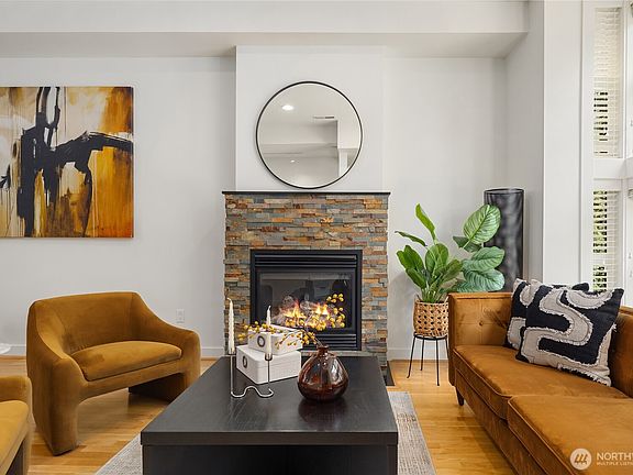 5th image of 429 13th Avenue E