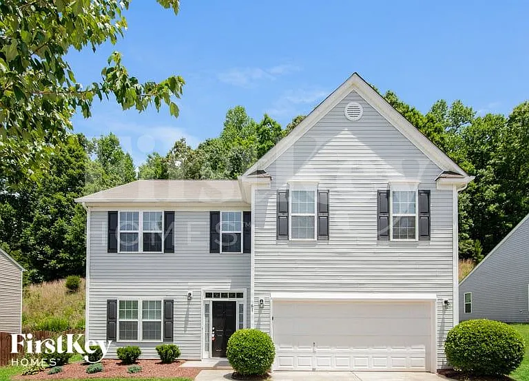 61 Ashton Bluff Cir — Photo 1