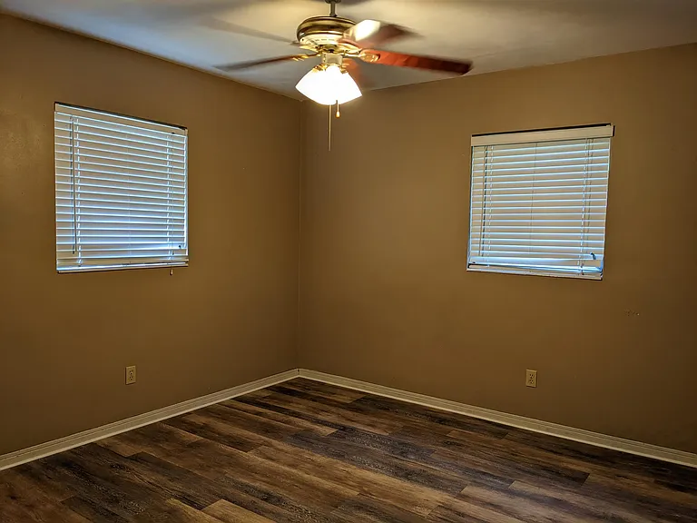 454 S Hibiscus Ave — Photo 11