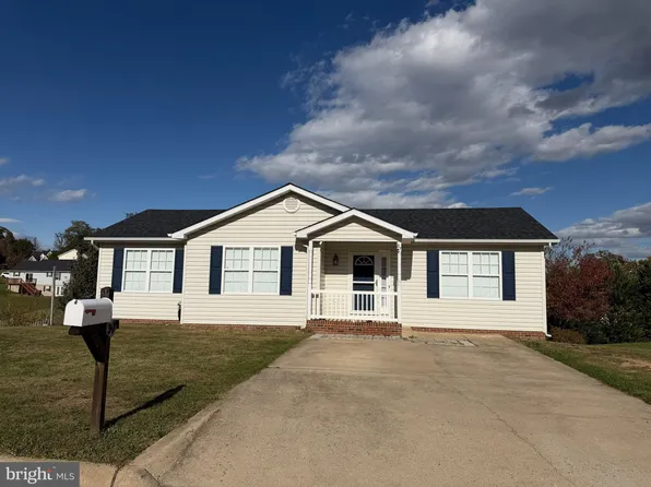 57 Ellen Dr, Strasburg, VA 22657