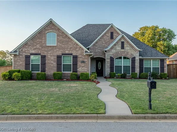 5601 Williamson Pl, Fort Smith, AR 72916