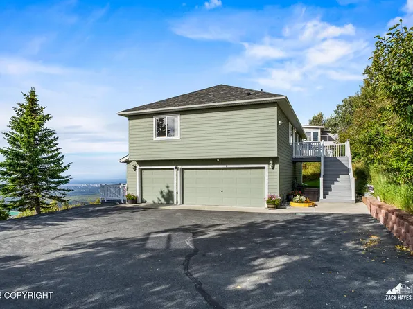 10840 Stroganof Dr, Anchorage, AK 99507