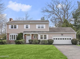 1 Candlelight Pl, Greenwich, CT 06830