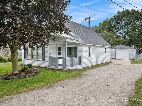 3rd image of 2239 Hughes Ave