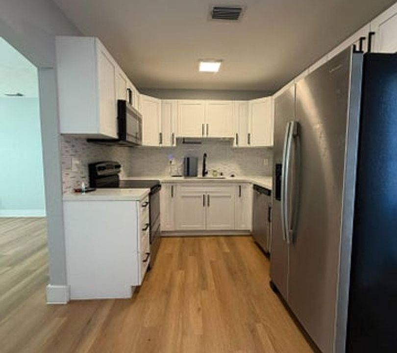 1st image of 217 E 24th St
