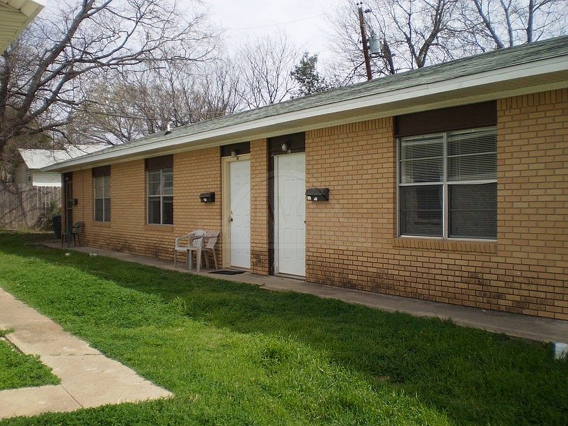 1st image of 1102 French St APT B1