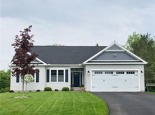 104 Emick Ln, Cazenovia, NY 13035