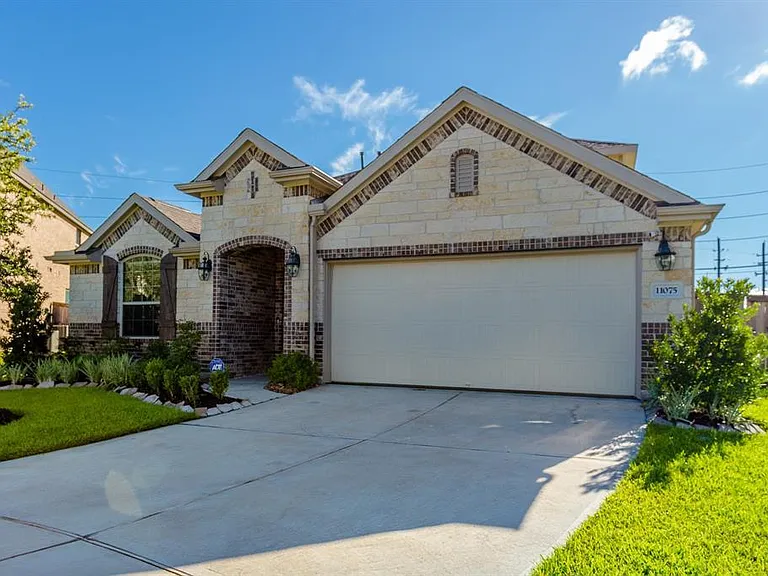 11075 Walts Run Ln — Photo 8
