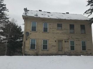 106 Paxton Rd, Spencer, MA 01562