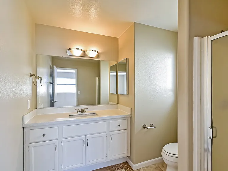 2306 Hollow Oak Ave — Photo 10