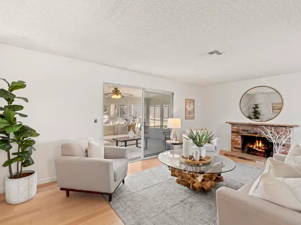 3133 Morningside Dr, Oceanside, CA 92056