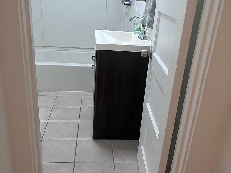 4733 Pine St #H — Photo 10