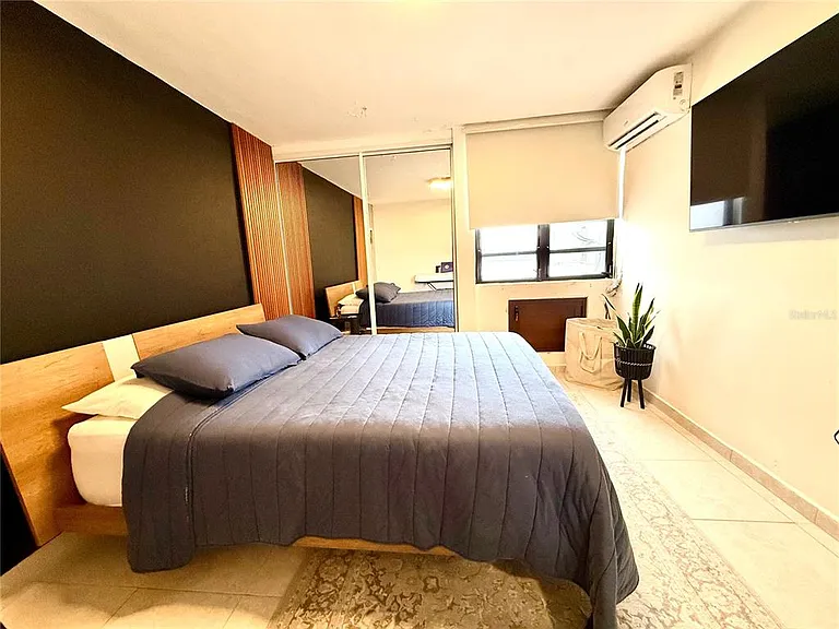 4 Avenida Laguna #9F — Photo 14