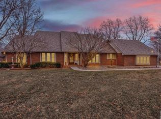 1745 Sycamore Dr, Sedalia, MO 65301