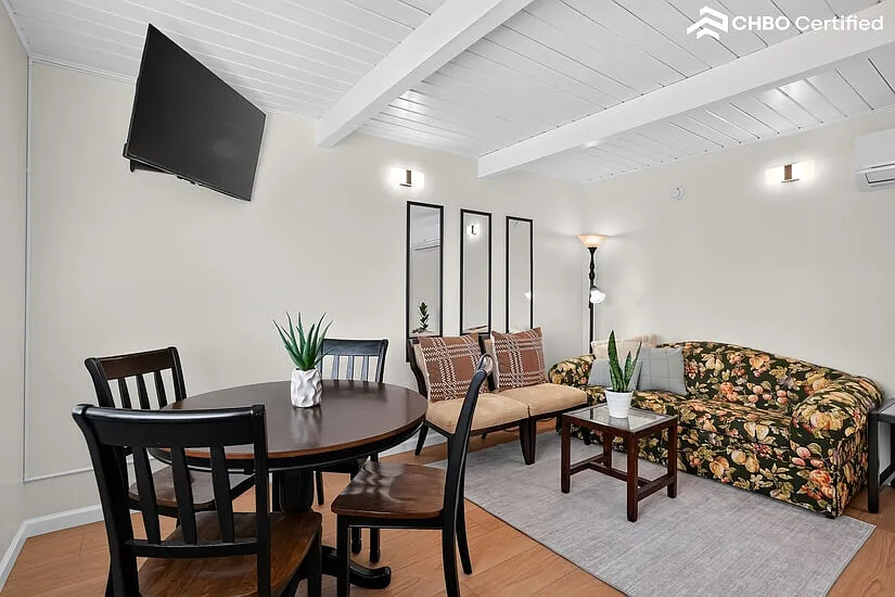San Francisco Furnished Rental — Photo 2