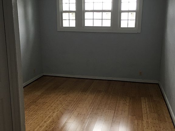 4th image of 1002 W Mulberry Ave APT 2