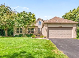 25548 W Gateway Cir, Plainfield, IL 60585