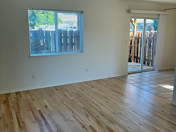 5th image of 277 S Knott St