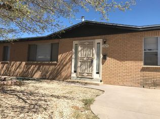 1425 Grover Dr, Las Cruces, NM 88005