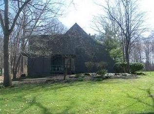 350 Darlington Rd NE, Warren, OH 44484