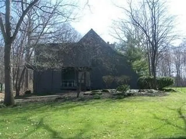 350 Darlington Rd NE, Warren, OH 44484