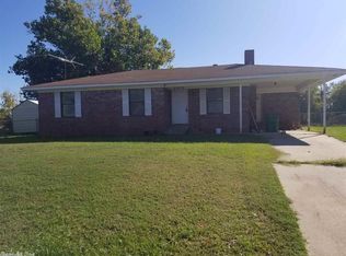 3211 Holiday Dr, White Hall, AR 71602