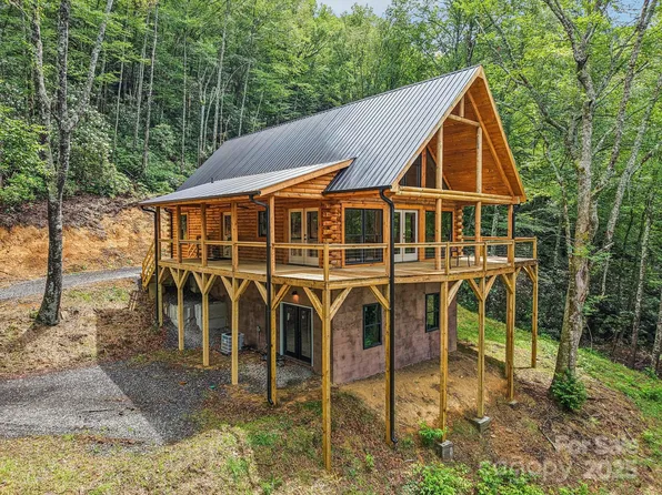 3514 Black Rock Rd, Cherokee, NC 28719